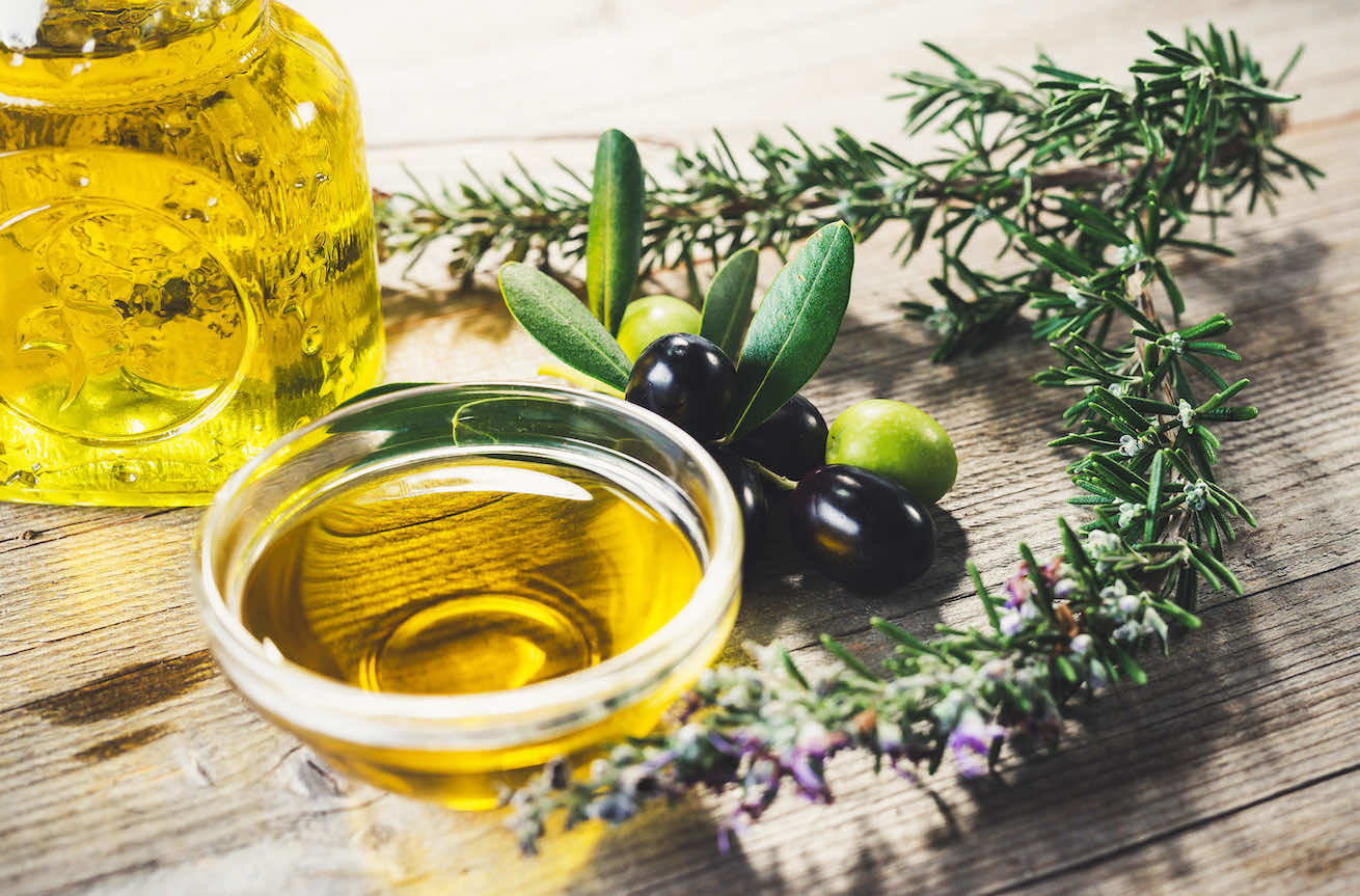 Zakaj za olivno olje uporabljati temne steklenice?